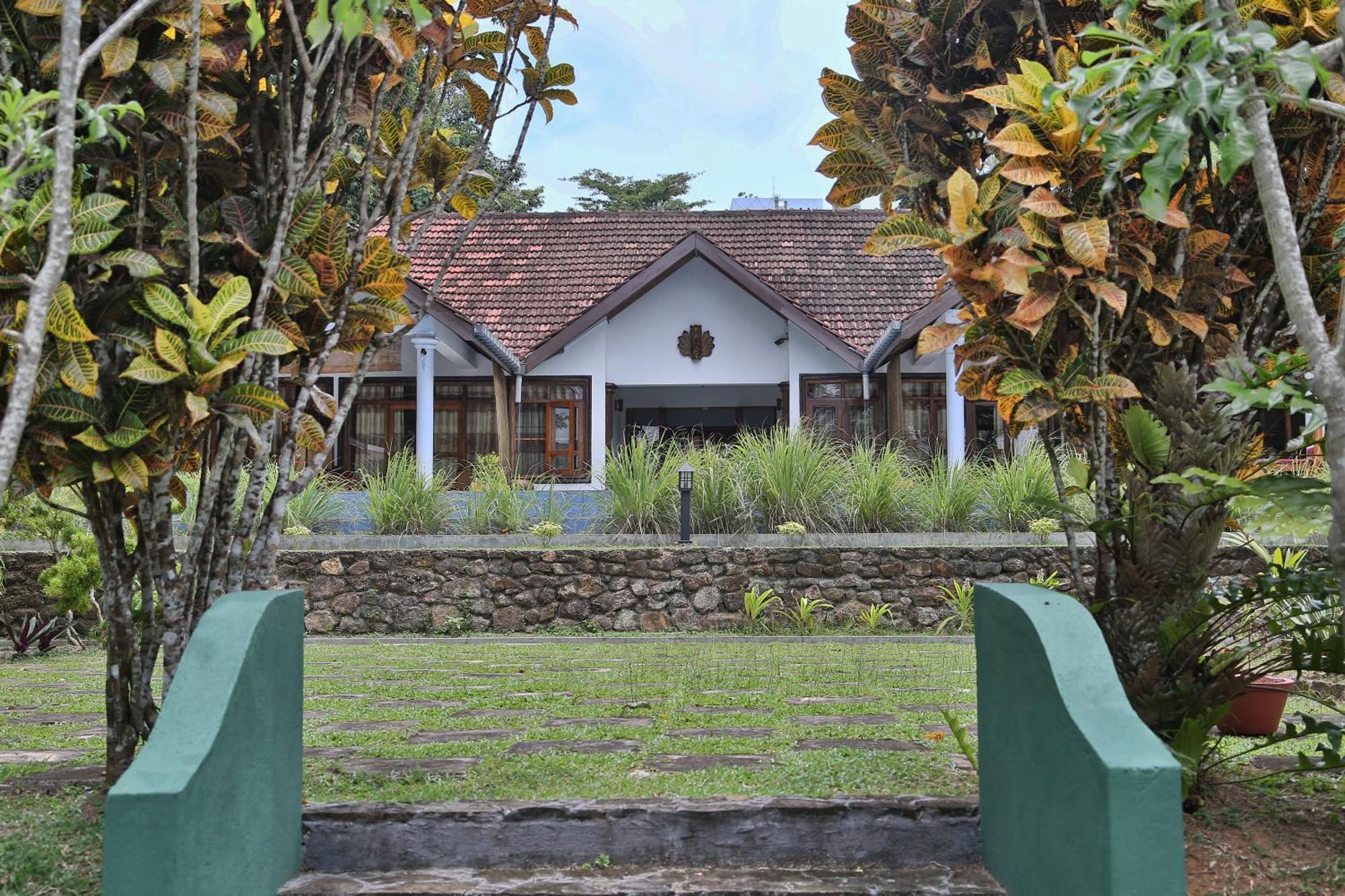 Lazy Lizard Hotel Галле Экстерьер фото